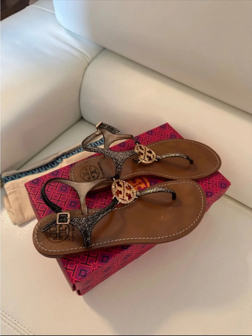 TORY BURCH BROWN LEATHER SANDALS WITH GOLD MEDAL MEDALLIONS